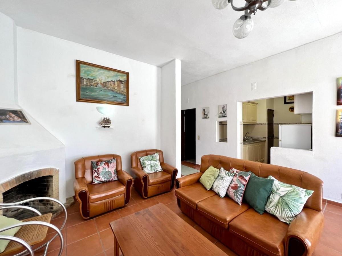 Armacao De Pera Twins 3 With Pool By Homing Apartment Bagian luar foto
