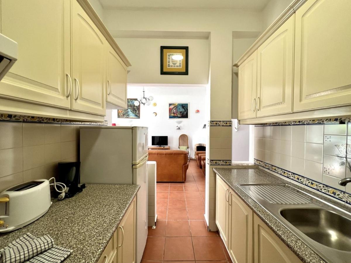 Armacao De Pera Twins 3 With Pool By Homing Apartment Bagian luar foto